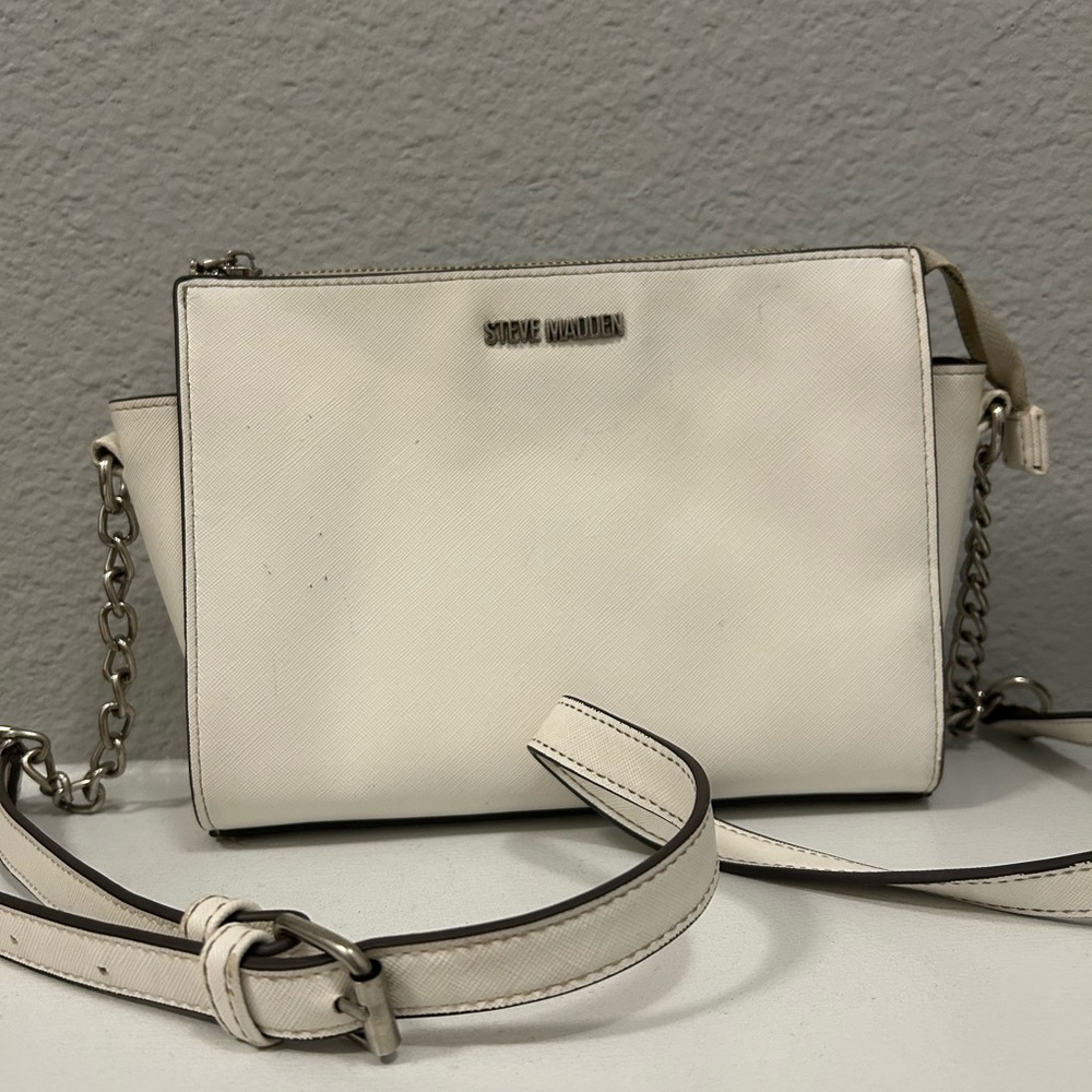 Steve Madden Cream Crossbody Bag with Chain Strap